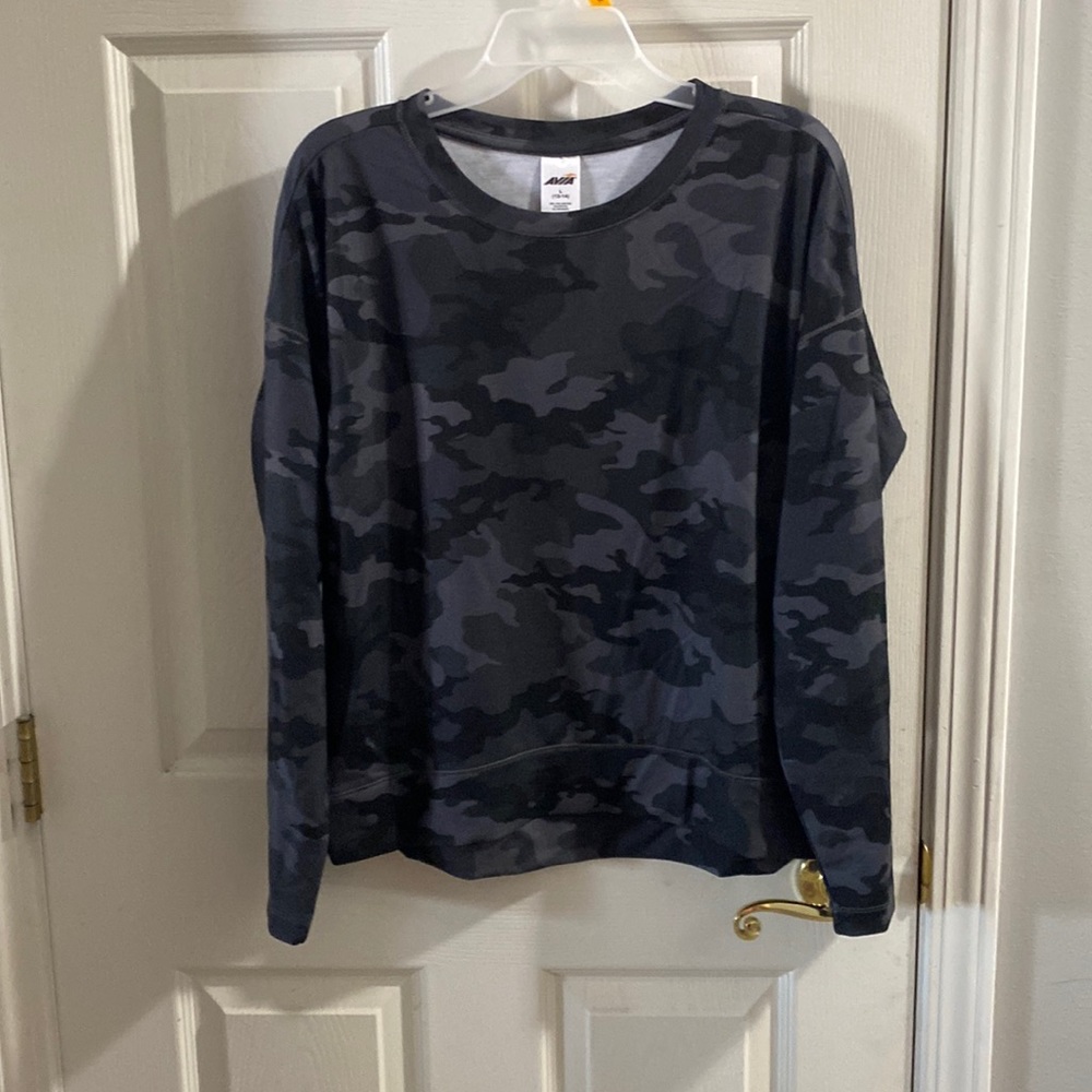 Avia sweatshirt